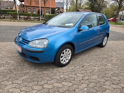 Usata VW Golf IV 90 CV (66 kW) 2004 Blu Berlina