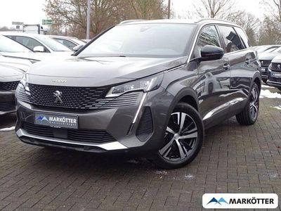 Grau Gebraucht 2024 Peugeot 5008 SUV | 29.890 € (Guter Preis)