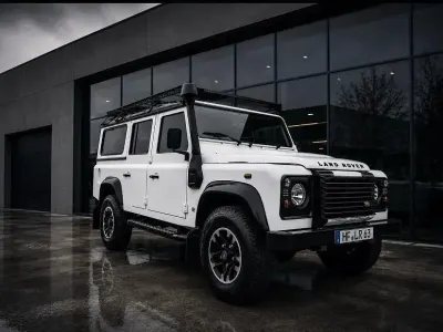 Gebraucht Land Rover Defender 122 PS (89 kW) 2013 Weiß SUV