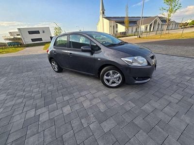 Usata Toyota Auris Sol 124 CV (91 kW) 2007 Grigio Utilitaria