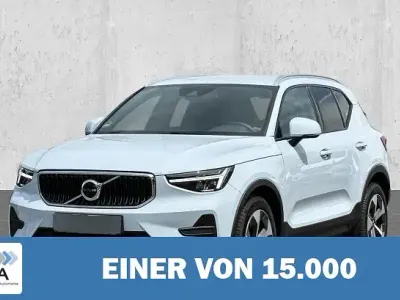 Gebraucht Volvo XC40 Core 129 PS (94 kW) 2023 Blau SUV