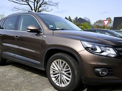 gebraucht VW Tiguan 2.0 TDI BlueMotion Tec CUP Sport & St...