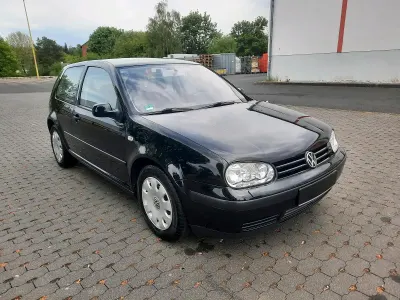 Brugt VW Golf IV 101 HK (74 kW) 2002 Sort Hatchback