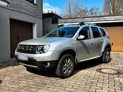 Gebraucht Dacia Duster Prestige 125 PS (91 kW) 2017 Silber SUV