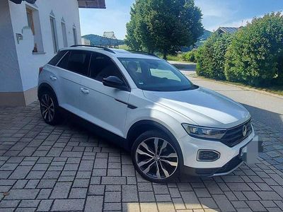 Gebraucht VW T-Roc Sport 150 PS (110 kW) 2021 Weiß SUV
