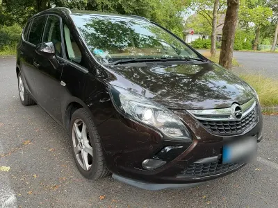 Gebraucht Opel Zafira 150 PS (110 kW) 2012 Braun Van / Kleinbus