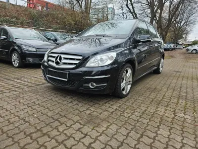 Używany Mercedes B170 Avantgarde 116 KM (85 kW) 2009 Czarny Minivan