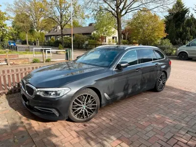 Gebraucht BMW 540 Luxury Line 320 PS (235 kW) 2019 Grau Kombi