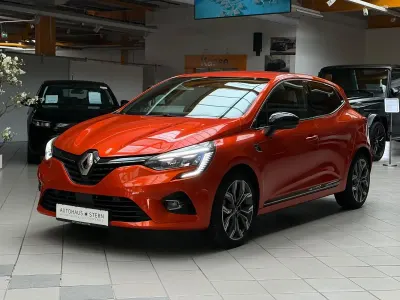 Gebraucht Renault Clio V Bose Edition 131 PS (96 kW) 2020 Orange Kleinwagen