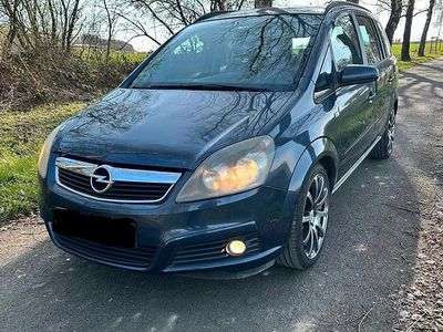 Usata Opel Zafira 140 CV (102 kW) 2006 Blu Monovolume