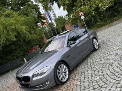 Gebraucht BMW 530 245 PS (180 kW) 2011 Grau Limousine