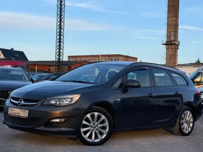 Gebraucht Opel Astra Active 140 PS (102 kW) 2014 Grau Kombi