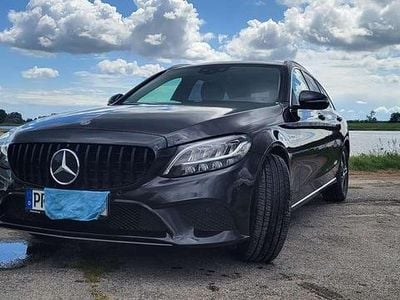 Gebraucht Mercedes C220 Avantgarde 194 PS (142 kW) 2020 Schwarz Kombi