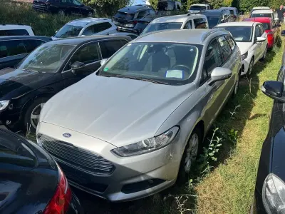 Gebraucht Ford Mondeo Trend 150 PS (110 kW) 2016 Silber Limousine