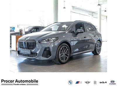 Neu BMW 220 M Sport 170 PS (125 kW) 2026 Grau Van / Kleinbus