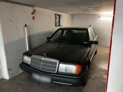 Gebraucht Mercedes 190 109 PS (80 kW) 1993 Schwarz Limousine