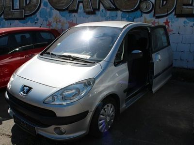 Peugeot 1007