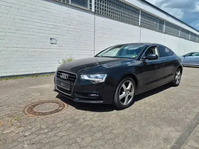 Gebraucht Audi A5 Sportback Comfort 177 PS (130 kW) 2014 Schwarz Kleinwagen