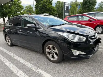 Gebraucht Hyundai i40 Style 136 PS (100 kW) 2012 Schwarz Kombi