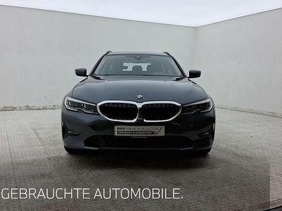 BMW 330e