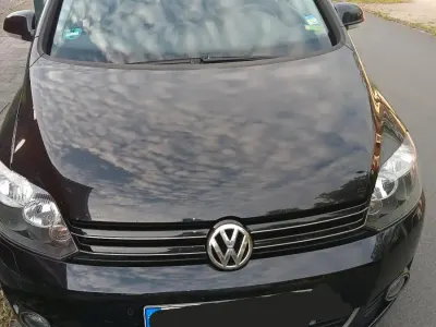 Gebraucht VW Golf VI 102 PS (75 kW) 2011 Schwarz Kleinwagen