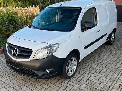 Mercedes Citan 109