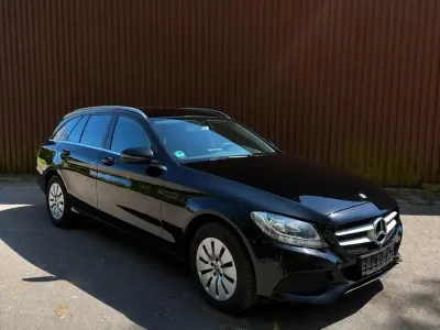 Gebraucht Mercedes C220 171 PS (125 kW) 2017 Schwarz Kombi