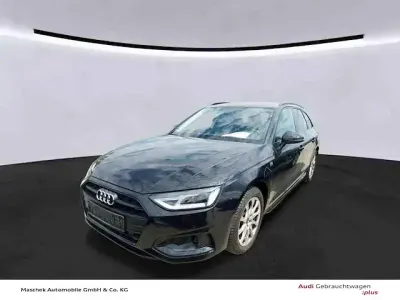 Gebraucht Audi A4 Advanced Plus 150 PS (110 kW) 2023 Mythosschwarz metallic Kombi