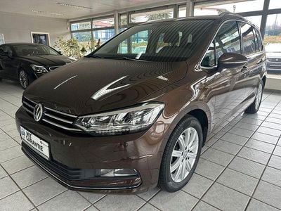Gebraucht VW Touran Highline 150 PS (110 kW) 2016 Braun Van / Kleinbus