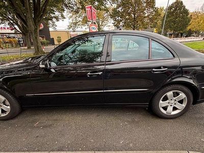 Gebraucht Mercedes E280 Avantgarde 231 PS (169 kW) 2005 Schwarz Limousine