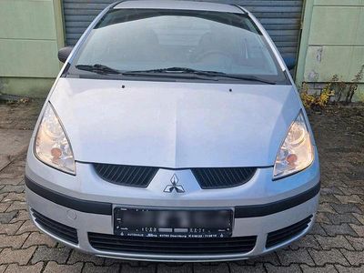 Silber Gebraucht 2008 Mitsubishi Colt Kleinwagen | 2.350 €