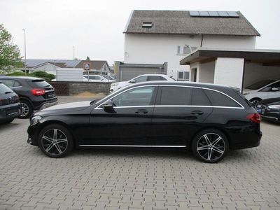 Gebraucht Mercedes C300e 194 PS (142 kW) 2021 Schwarz Limousine