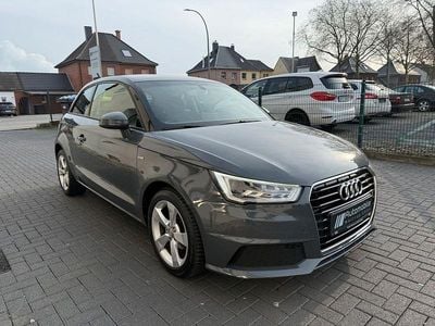 Gebraucht Audi A1 Sport 95 PS (69 kW) 2016 Grau Kleinwagen