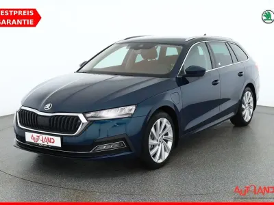 Używany Skoda Octavia 204 KM (150 kW) 2022 Niebieski Kombi