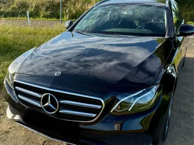 Gebraucht Mercedes E220 Avantgarde 194 PS (142 kW) 2019 Schwarz Kombi