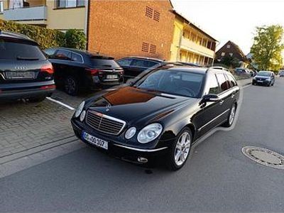 Mercedes E280