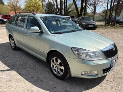 Używany Skoda Octavia Ambiente 105 KM (77 kW) 2012 Zielony Kombi