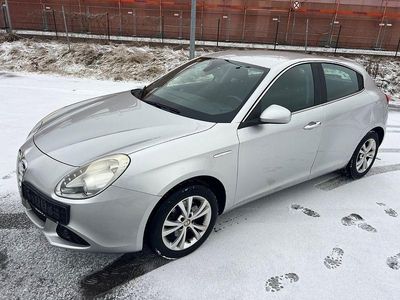Silber Gebraucht 2011 Alfa Romeo Giulietta Turismo Limousine | 3.499 € (Guter Preis)