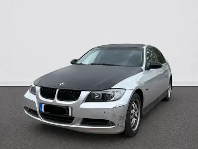 Gebraucht BMW 318 143 PS (105 kW) 2007 Grau Limousine