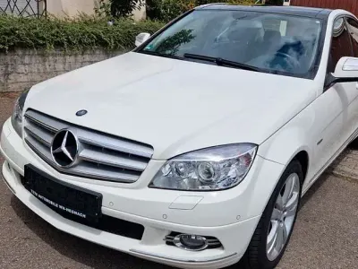 Gebraucht Mercedes C280 231 PS (169 kW) 2007 Weiß Limousine