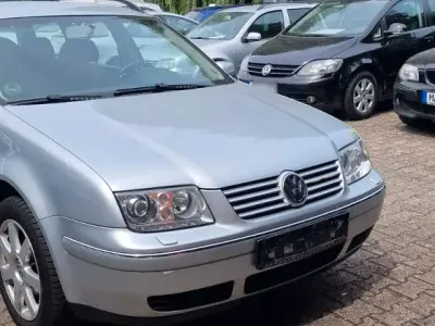 Gebraucht VW Bora 105 PS (77 kW) 2004 Silber Kombi