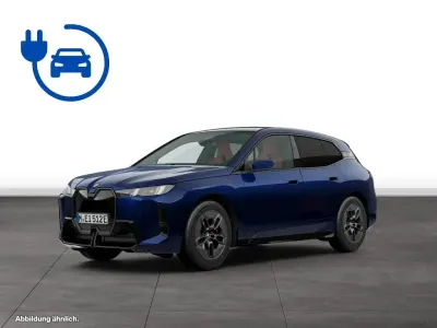 Gebraucht BMW iX 400 kW (544 PS) 2025 Blau SUV