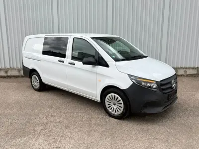 Gebraucht Mercedes Vito 163 PS (119 kW) 2025 Arktikweiss Van