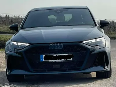Gebraucht Audi RS3 Sportback Sport 400 PS (294 kW) 2024 Grau Kleinwagen