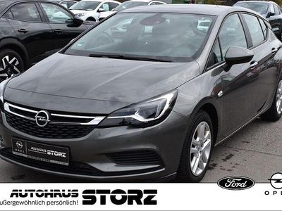 Usata Opel Astra Edition 125 CV (91 kW) 2017 Grigio Berlina