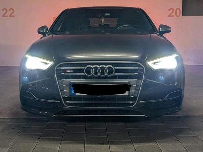 Schwarz Gebraucht 2014 Audi S3 Limousine | 17.000 €
