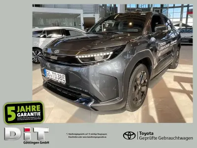 Neu Toyota Urban Cruiser Lounge 127 kW (174 PS) 2026 Grandeur grey metallic SUV