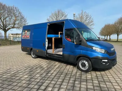 Gebraucht Iveco Daily 170 PS (125 kW) 2015 Blau