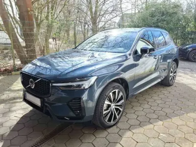 Gebraucht Volvo XC60 Plus 197 PS (144 kW) 2024 Blau SUV