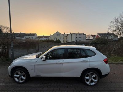 Gebraucht BMW X1 177 PS (130 kW) 2011 Weiß SUV